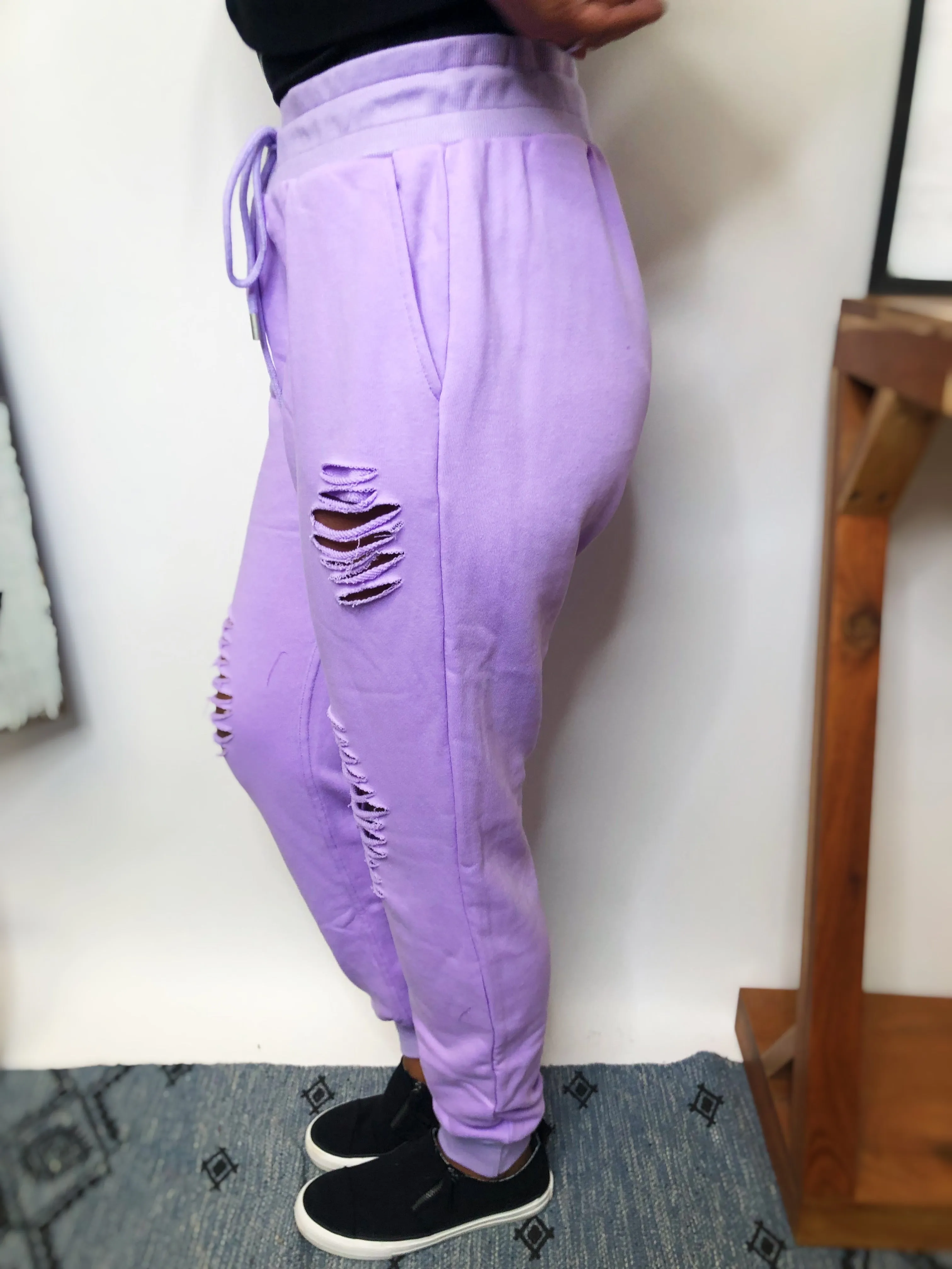 #L527 A Savage Beginning Joggers (Lavender)